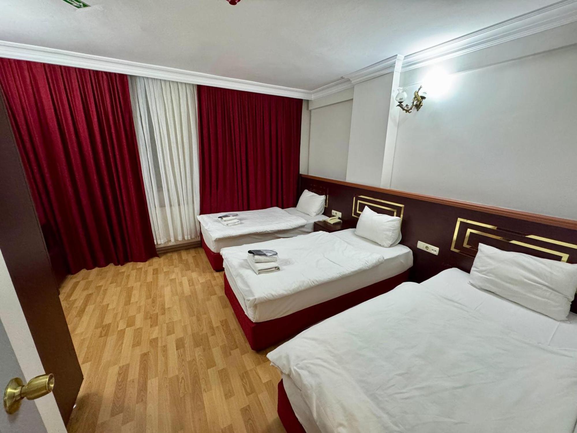Red White Hotel — Fotoğraflar 3